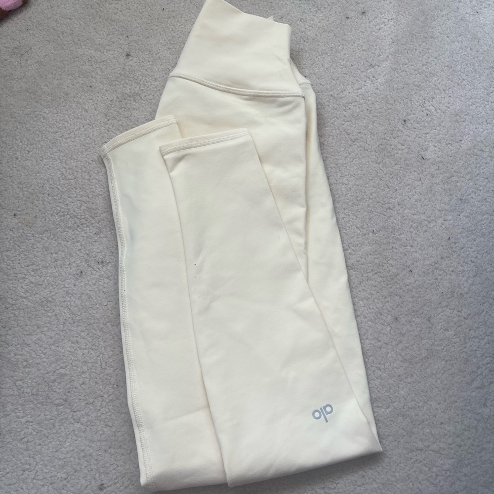 Alo Yoga Leggings Butter colour NWOT